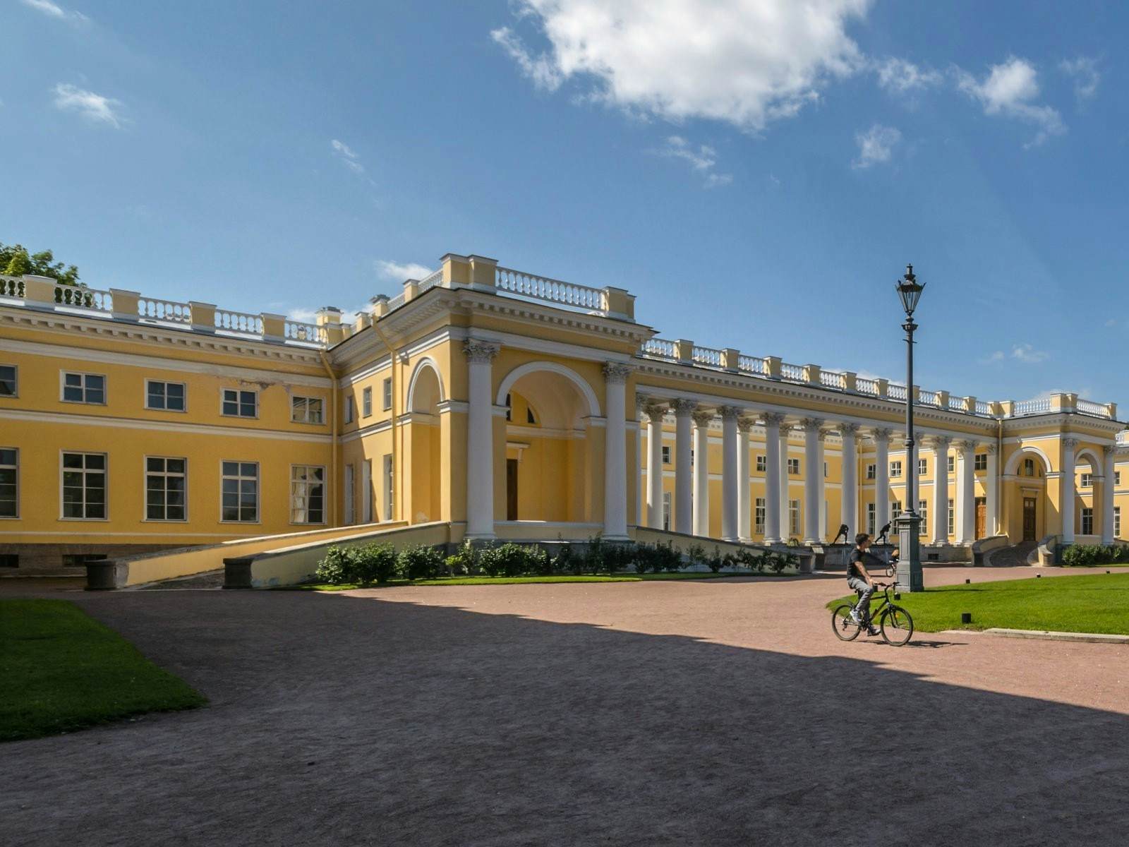 Palace Once Owned By Executed Russian Tsar Undergoes Two-billion-ruble ...